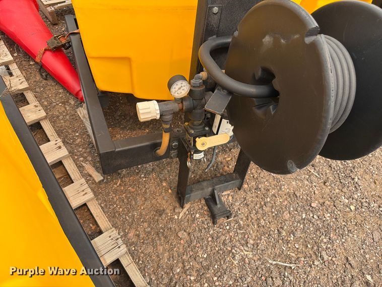 image for item EW2165 SnowEx VSS-1000 sprayer
