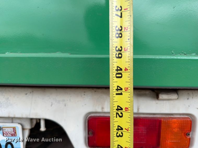 image for item EW8639 1993 Suzuki Carry mini truck
