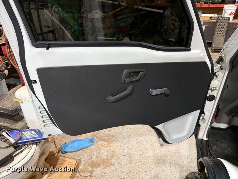 image for item EW8639 1993 Suzuki Carry mini truck