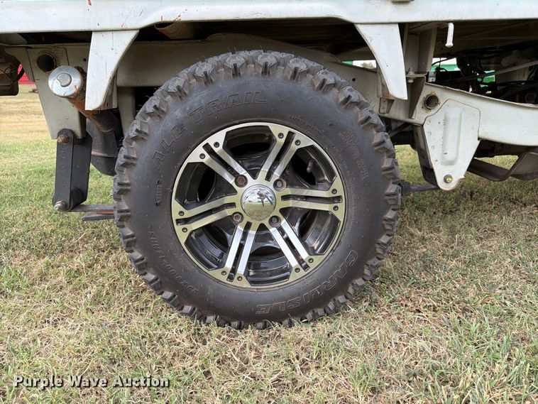 image for item EW8639 1993 Suzuki Carry mini truck