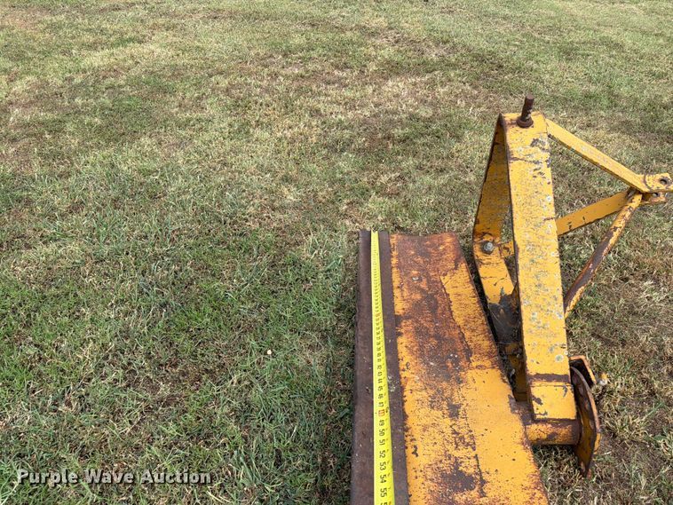 image for item EW8640 Tractor attachments