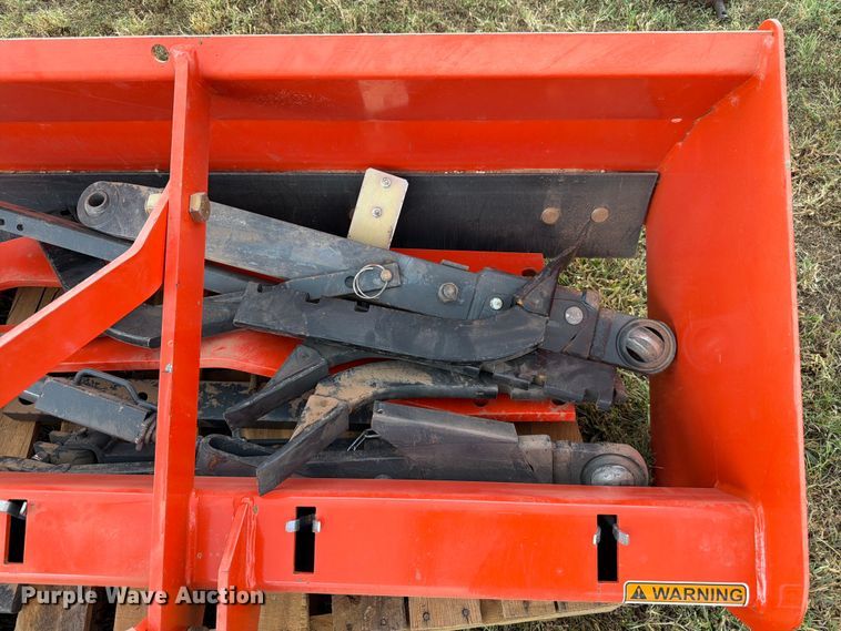 image for item EW8640 Tractor attachments