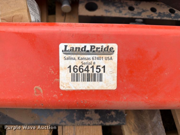 image for item EW8640 Tractor attachments