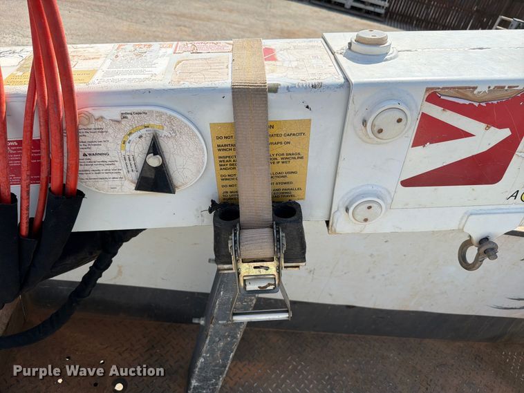 image for item EW8644 2017 Ford F-550 bucket truck
