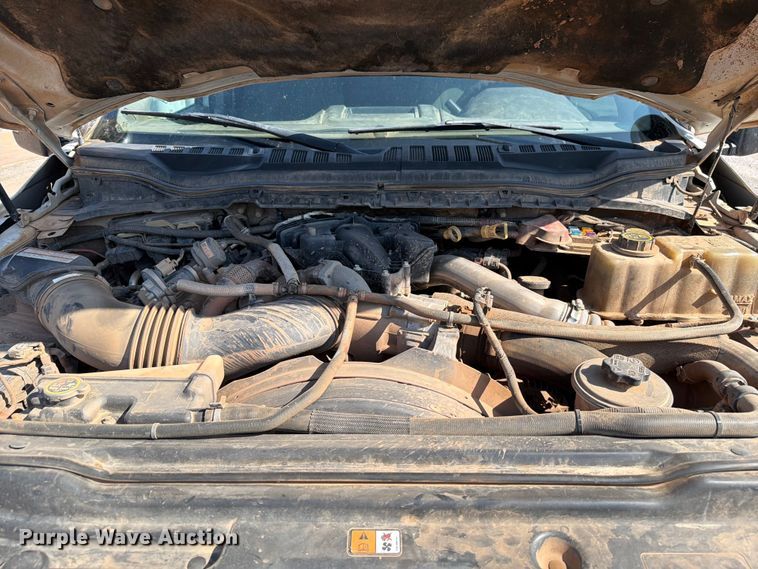 image for item EW8644 2017 Ford F-550 bucket truck