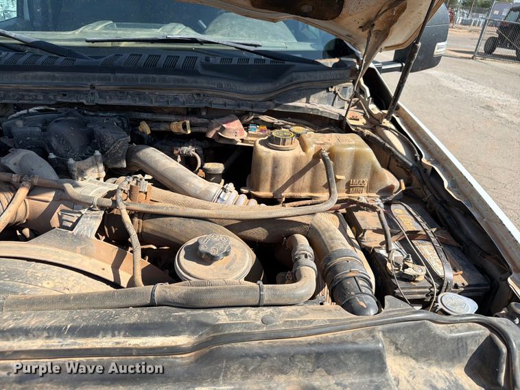 image for item EW8644 2017 Ford F-550 bucket truck
