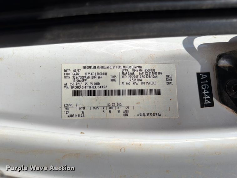 image for item EW8644 2017 Ford F-550 bucket truck