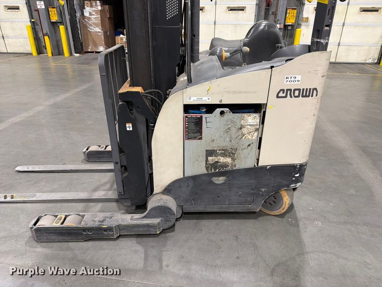 image for item EX0500 2019 Crown RM6025-45 reach truck