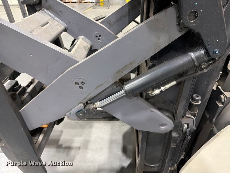image for item EX0500 2019 Crown RM6025-45 reach truck