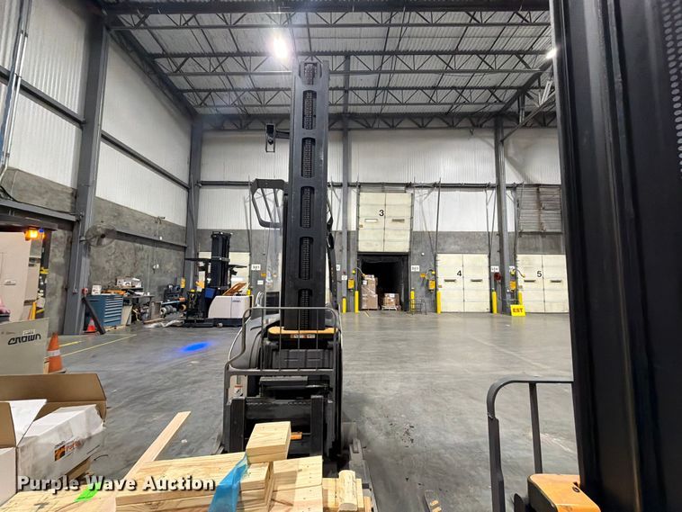 image for item EX0501 2019 Crown RM6025-45 reach truck