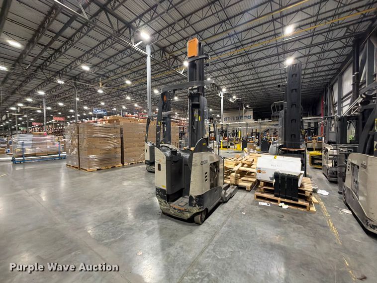 image for item EX0501 2019 Crown RM6025-45 reach truck
