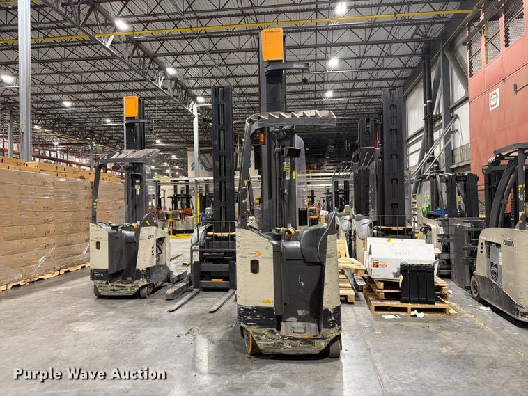 image for item EX0501 2019 Crown RM6025-45 reach truck