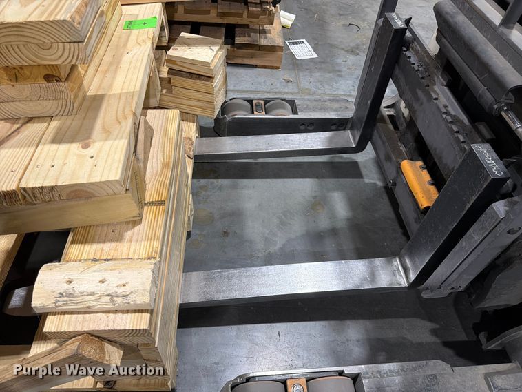 image for item EX0501 2019 Crown RM6025-45 reach truck