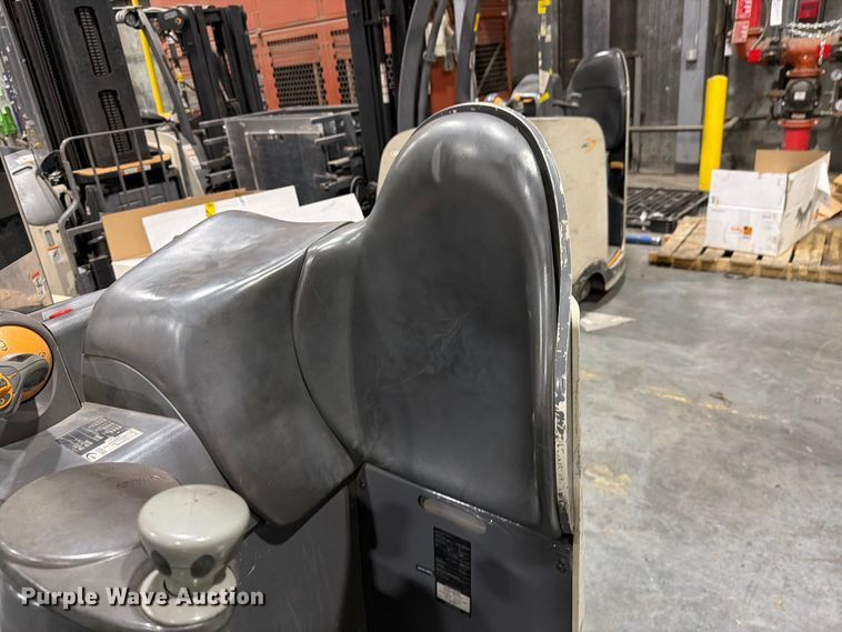image for item EX0501 2019 Crown RM6025-45 reach truck