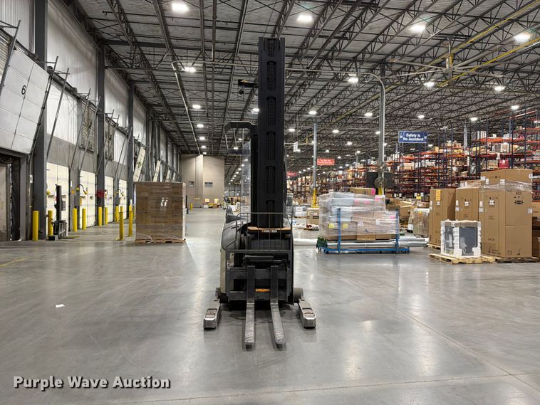 image for item EX0502 2019 Crown RM6025-45 reach truck