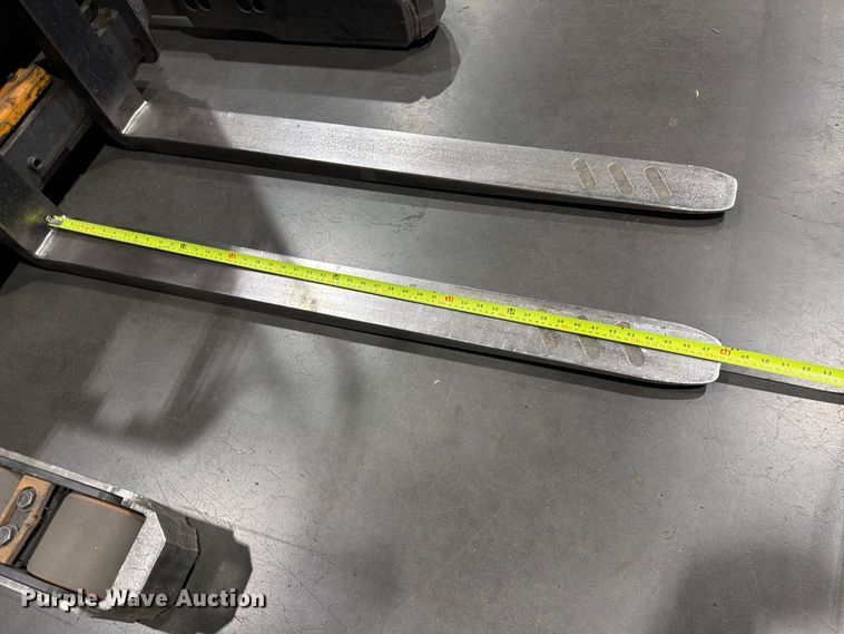 image for item EX0502 2019 Crown RM6025-45 reach truck