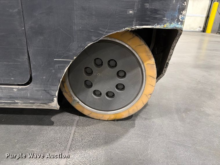 image for item EX0502 2019 Crown RM6025-45 reach truck