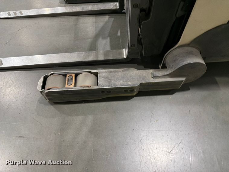 image for item EX0503 2019 Crown RM6025-45 reach truck