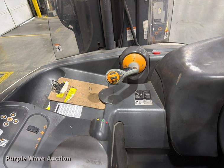 image for item EX0503 2019 Crown RM6025-45 reach truck