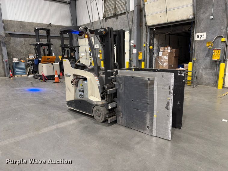 image for item EX0504 2018 Crown RC5545-40 forklift