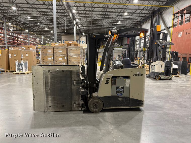 image for item EX0504 2018 Crown RC5545-40 forklift
