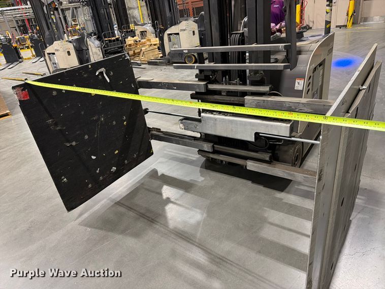 image for item EX0504 2018 Crown RC5545-40 forklift