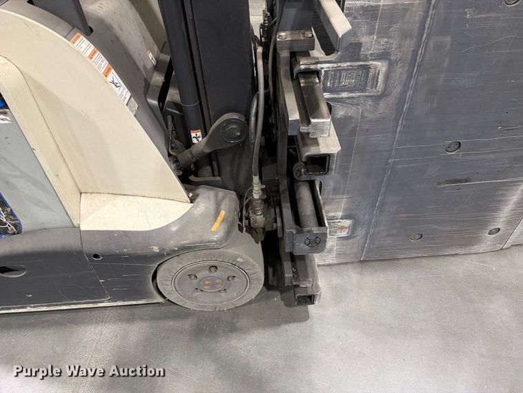 image for item EX0504 2018 Crown RC5545-40 forklift