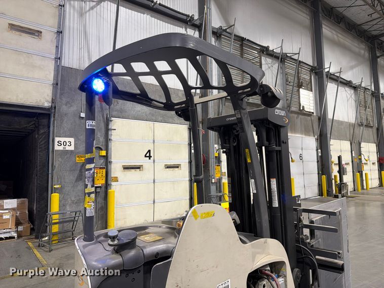 image for item EX0504 2018 Crown RC5545-40 forklift