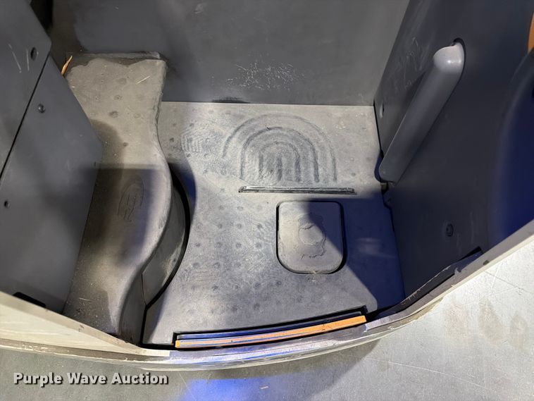 image for item EX0504 2018 Crown RC5545-40 forklift