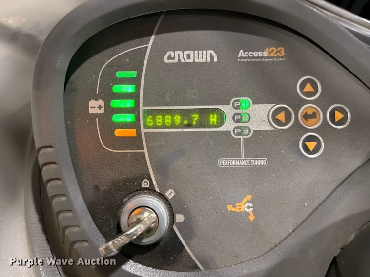 image for item EX0504 2018 Crown RC5545-40 forklift