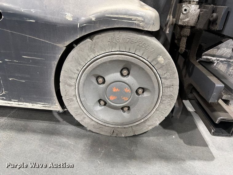 image for item EX0504 2018 Crown RC5545-40 forklift
