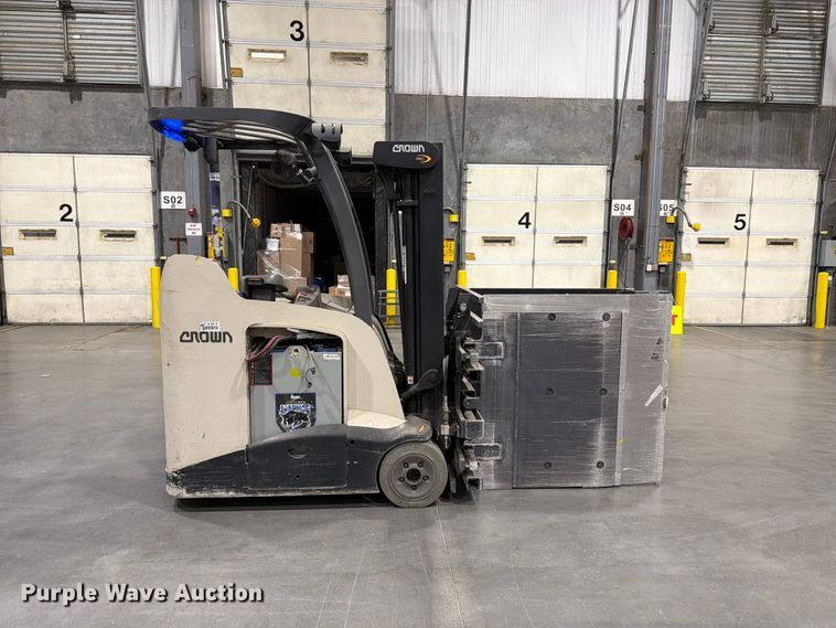 image for item EX0505 2018 Crown RC5545-40 forklift