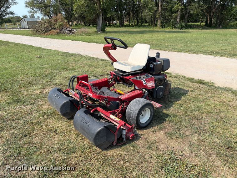 Toro Greensmaster 3050 reel mower