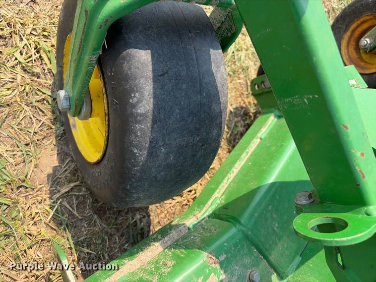 image for item EX2156 2020 John Deere 652R lawn mower