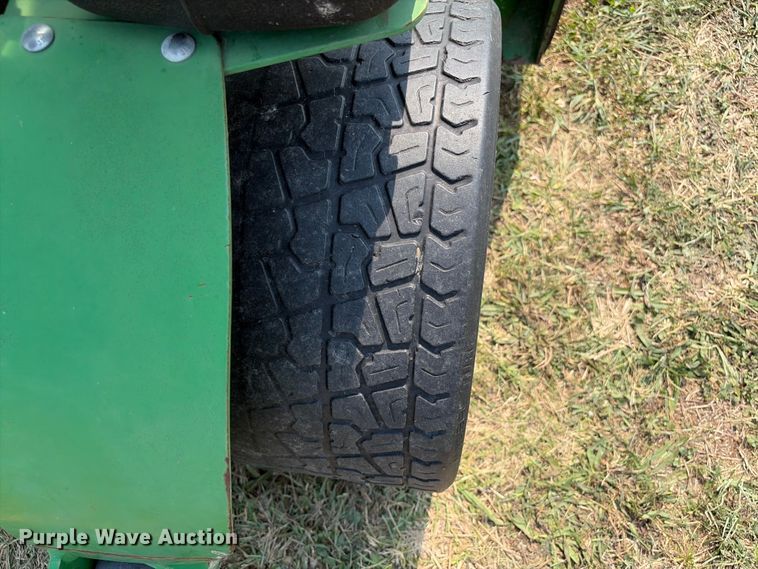image for item EX2156 2020 John Deere 652R lawn mower