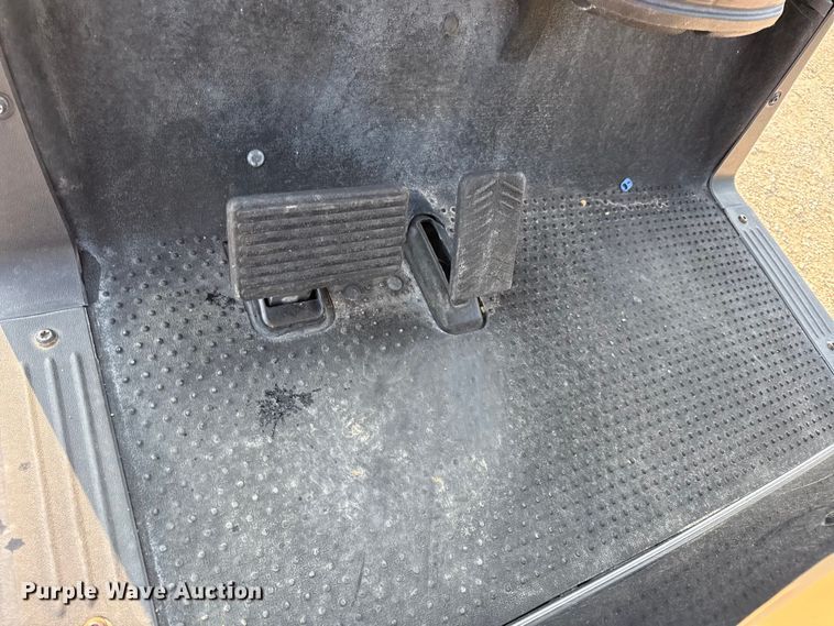 image for item EX2167 EZ-GO RXV Elite golf cart