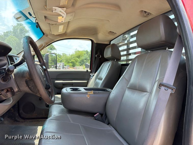 image for item EX2581 2007 Chevrolet Silverado 3500HD 3500HD