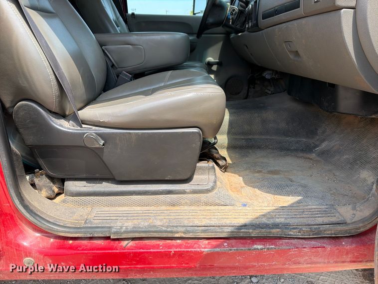 image for item EX2581 2007 Chevrolet Silverado 3500HD 3500HD