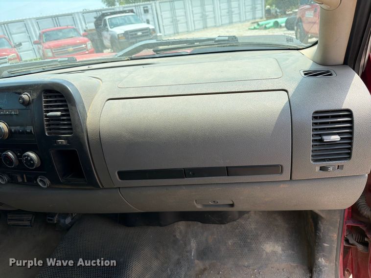 image for item EX2581 2007 Chevrolet Silverado 3500HD 3500HD