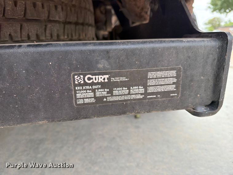 image for item EX4104 2011 Chevrolet Silverado 2500HD Crew Cab flatbed pickup truck