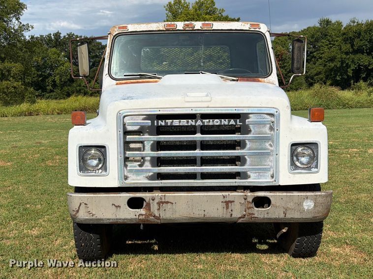 image for item EX4133 1980 International 1754 rollback truck