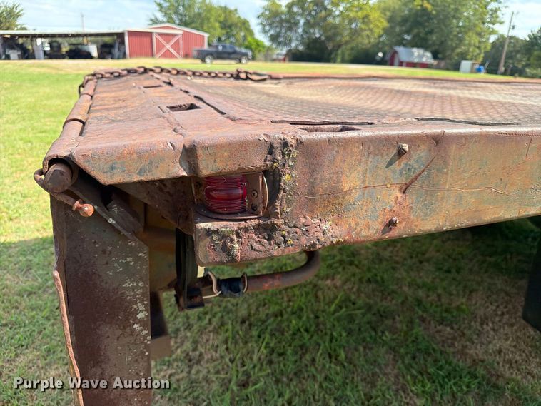 image for item EX4133 1980 International 1754 rollback truck