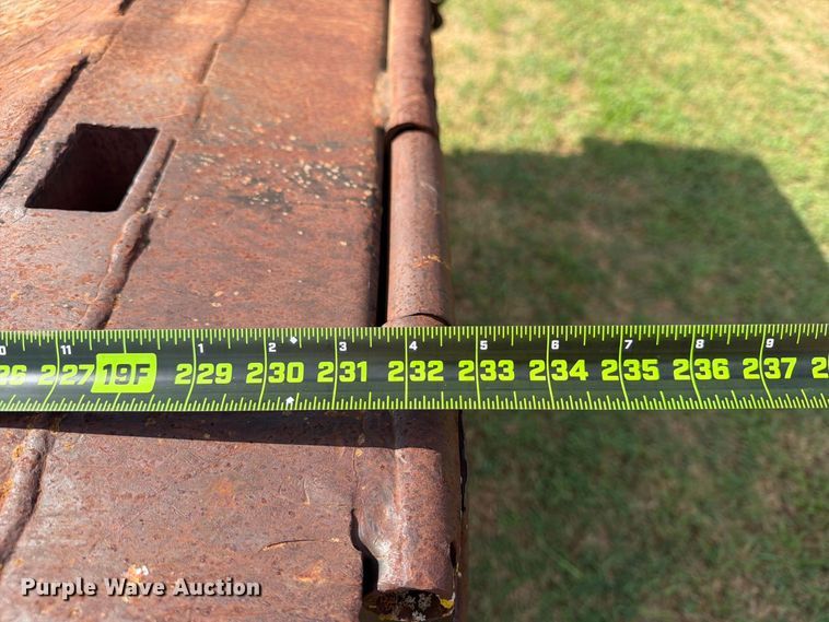 image for item EX4133 1980 International 1754 rollback truck
