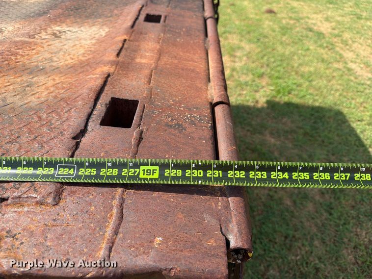image for item EX4133 1980 International 1754 rollback truck