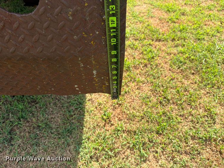 image for item EX4133 1980 International 1754 rollback truck