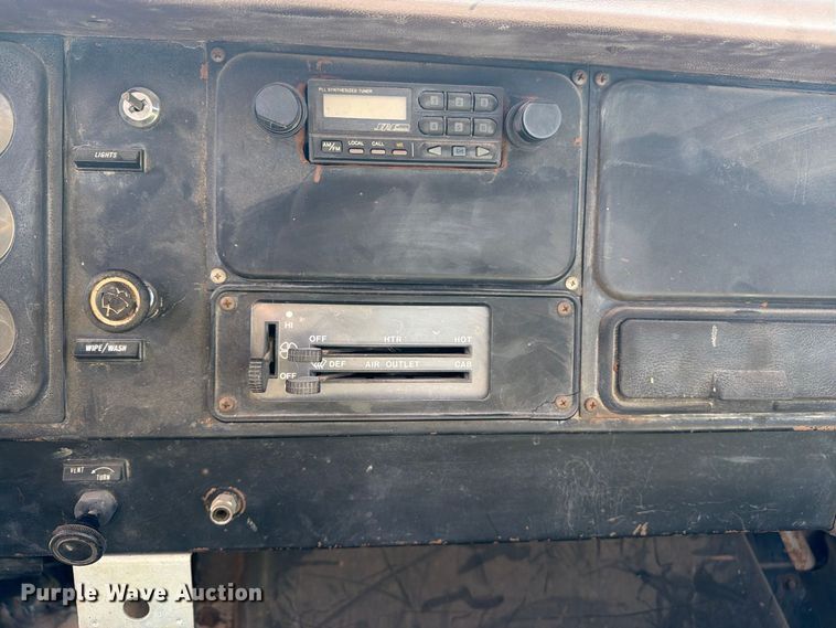 image for item EX4133 1980 International 1754 rollback truck
