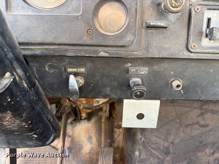 image for item EX4133 1980 International 1754 rollback truck