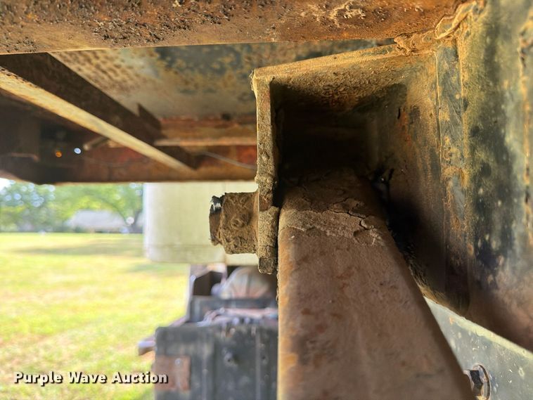 image for item EX4133 1980 International 1754 rollback truck