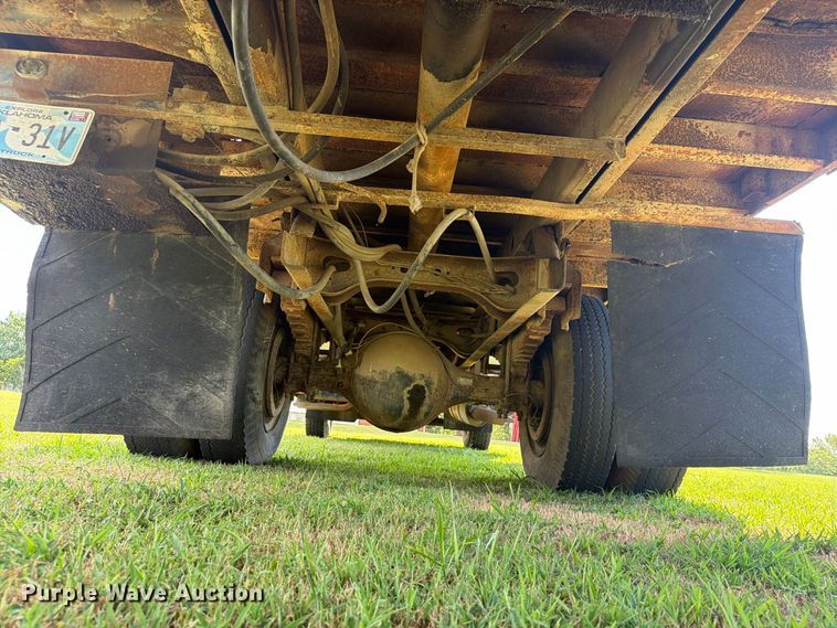 image for item EX4133 1980 International 1754 rollback truck