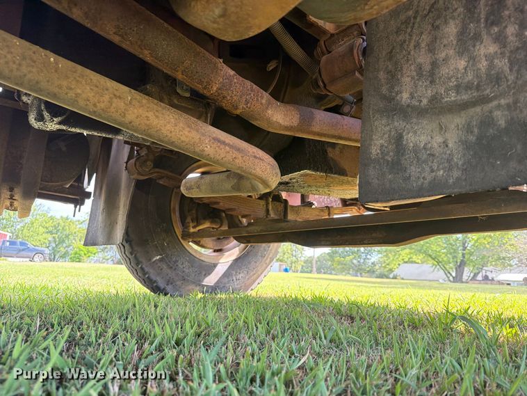 image for item EX4133 1980 International 1754 rollback truck